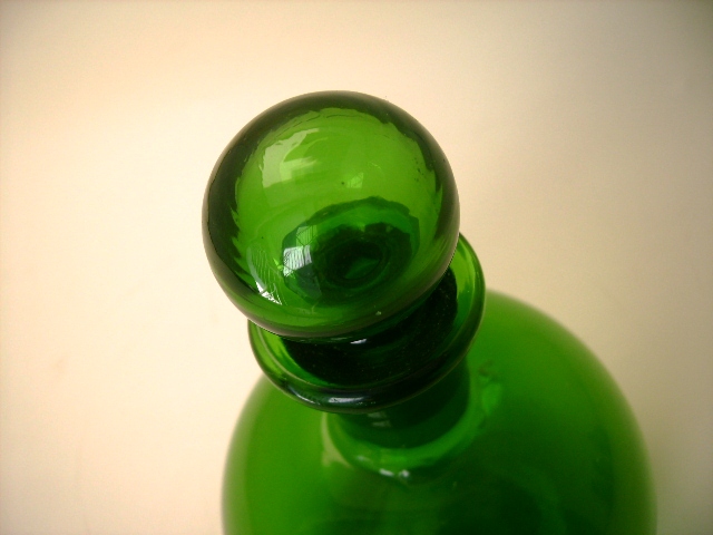 アンティーク　ガラス グリーン・ブルー系 グリーン　ボトル