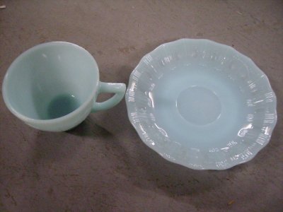 画像2: カナダ製　PYREX　カップ＆ソーサー６客セット